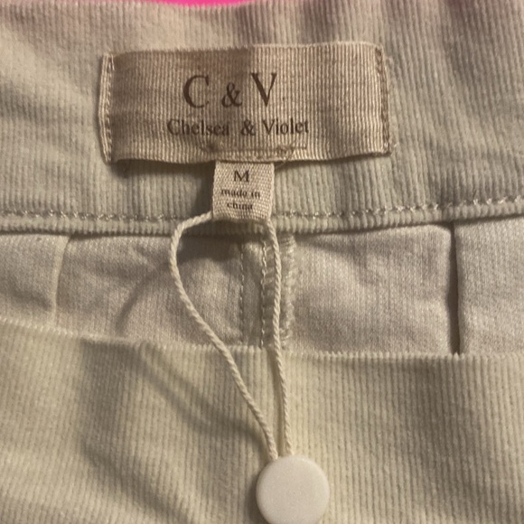 High Rise Corduroy Pleated Juniors Mini Skirt with Frayed Hem, Size M, Ivory NWT - Picture 7 of 10